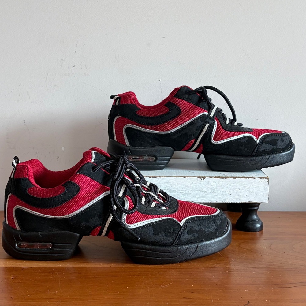 Leos Meg Wave Red‎ Black Split Sole Dance Sneakers Jazz Hip Hop Shoes Womens 8